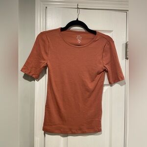 NWOT J. Crew Size XS Perfect Fit Tee Shirt Short Sleeve Cotton Crew Pink Clay